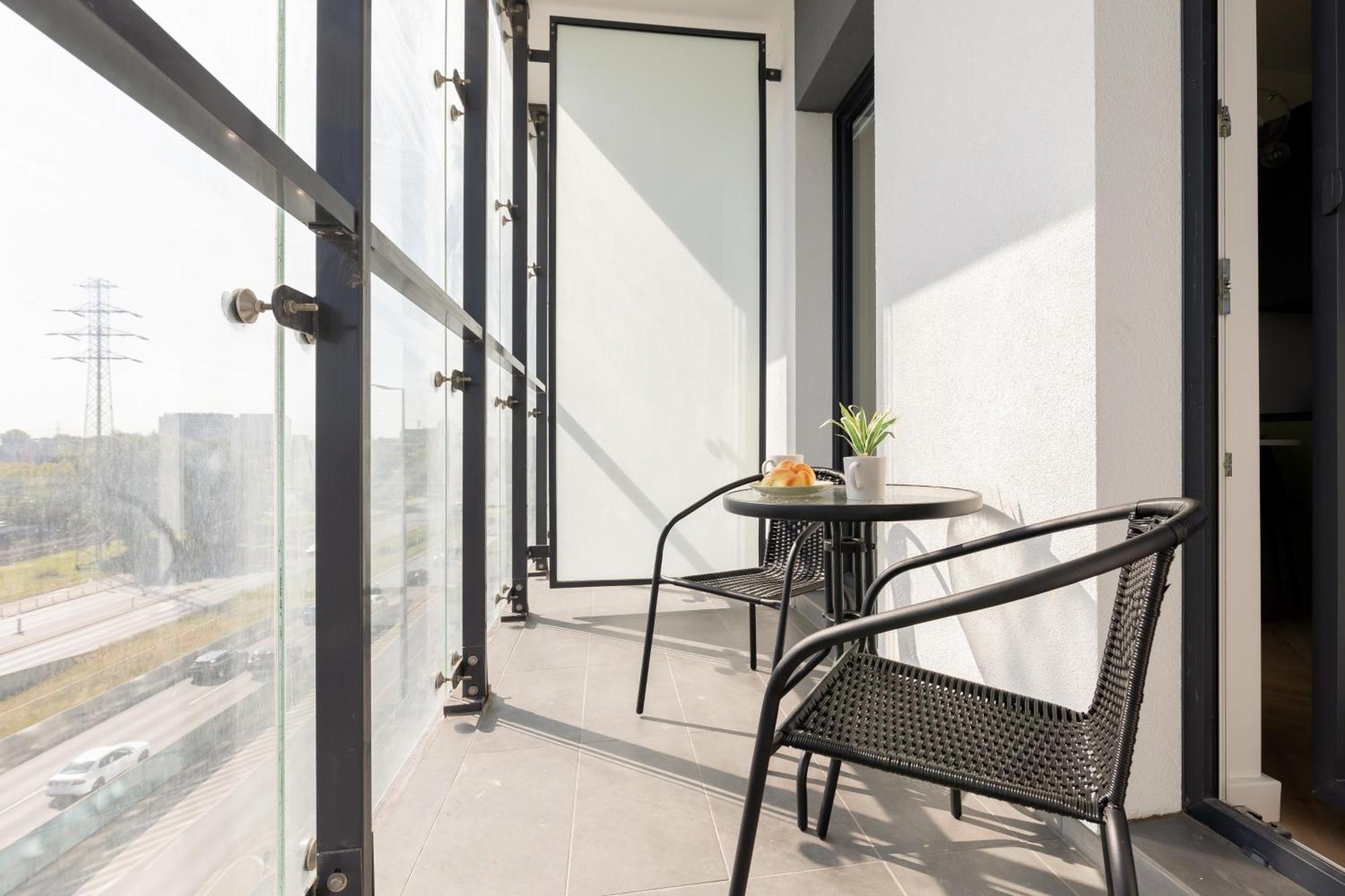 Wola Business Kasprzaka By Renters Warszawa